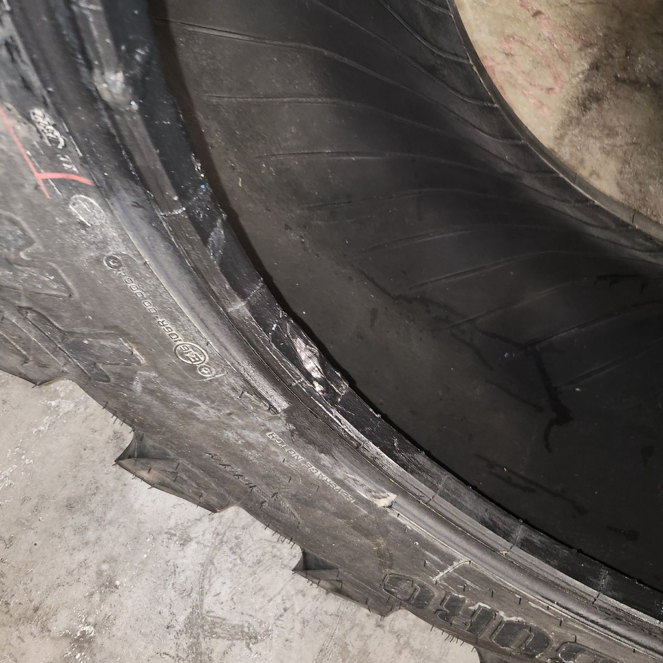 Trattori: Trelleborg 520/70 R30 TM700 – Usato da Grosswangen venduto da Wipneu 2