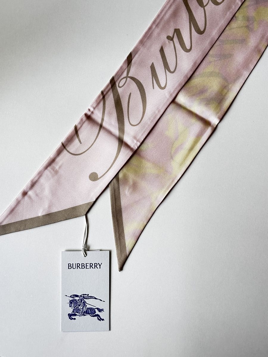Foulard & Sciarpe: Burberry Seidenschal – Nuovo (secondo la descrizione) da Basel venduto da J.A_Quality4U