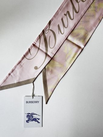 Burberry Seidenschal