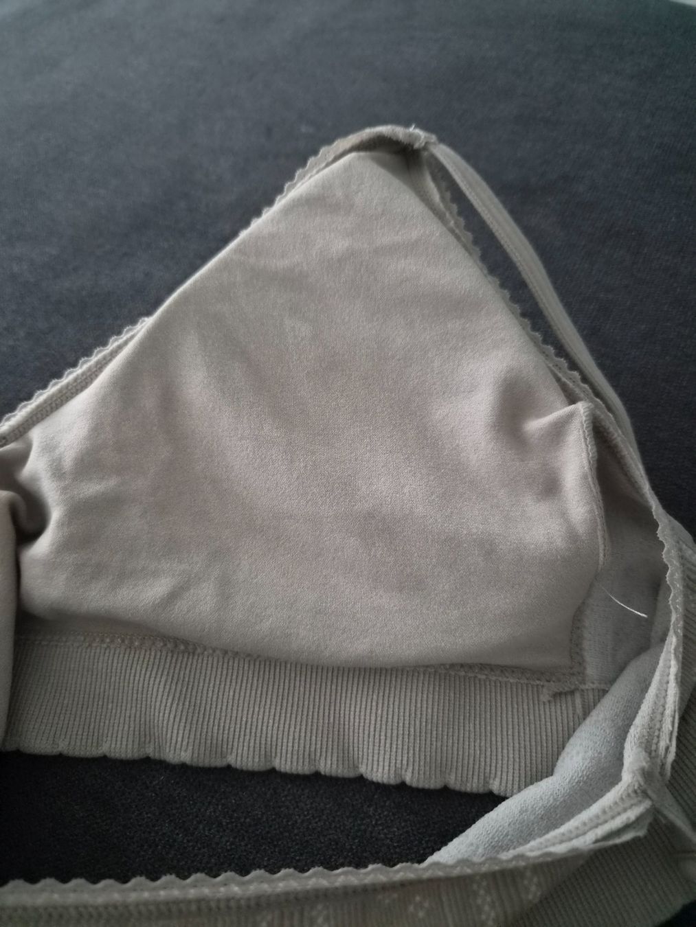 Altra biancheria intima: Bralette/Bustier/Softbra Gr. M/L von Chicorée – Usato da Niederrohrdorf venduto da Miripfiri 6
