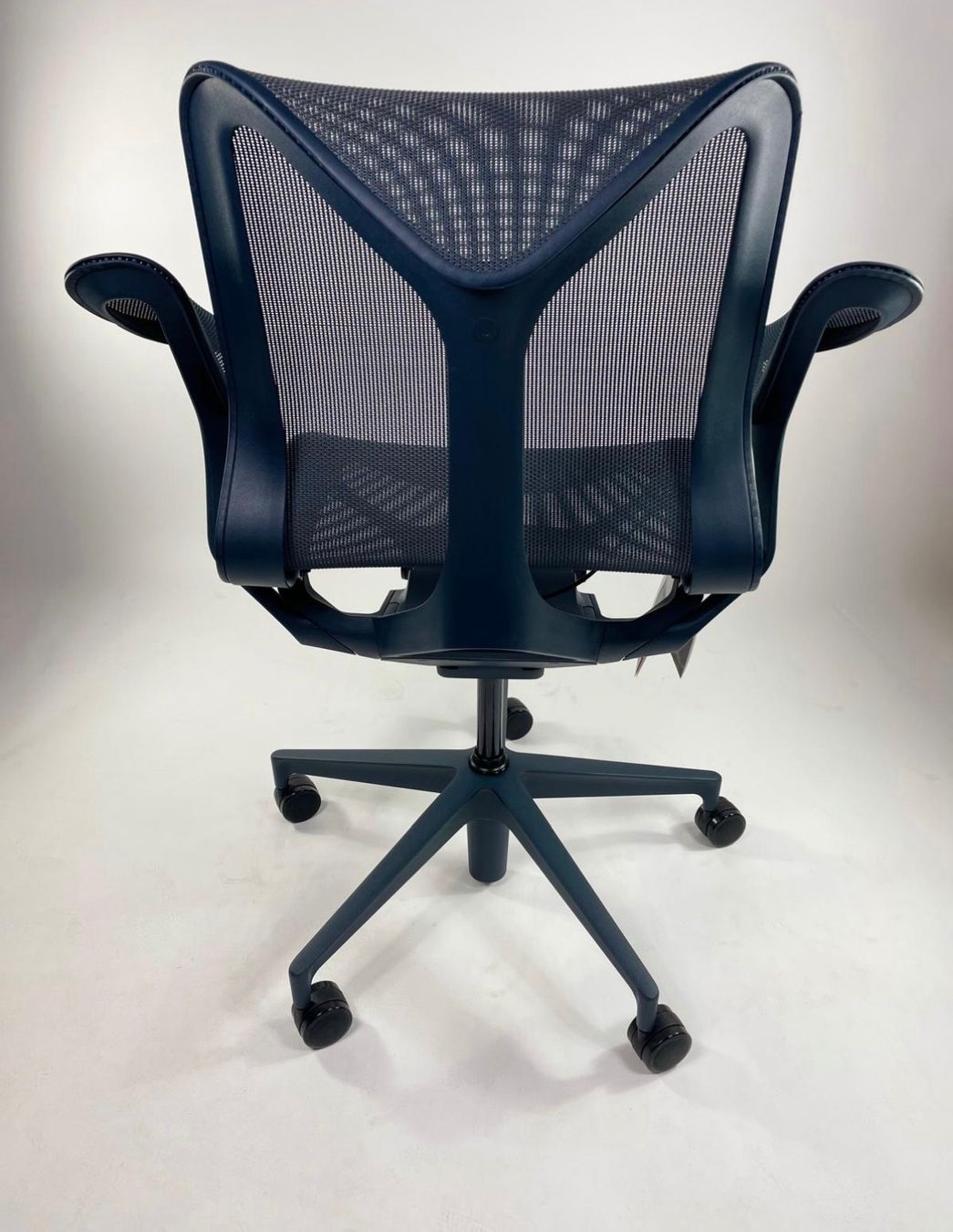 Herman Miller Sedie: NEU Herman Miller Cosm Nightfall Low – Nuovo e nell'imballaggio originale da Wil SG venduto da office-sale 2