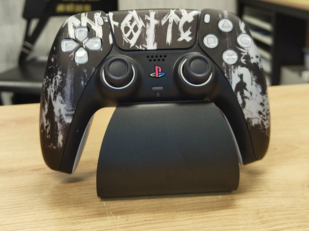Sony Controller: Playstation 5 Controller '' The Beast'' Custom Design! – Nuovo (secondo la descrizione) da Sargans venduto da ver_ncy5 3