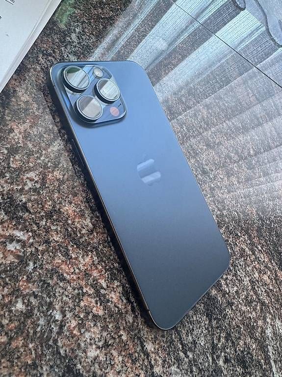 Telefoni cellulari / Smartphones: iPhone 15 Pro Max 265 GB Blue – Usato da Staad SG venduto da Gl-Tonito 3