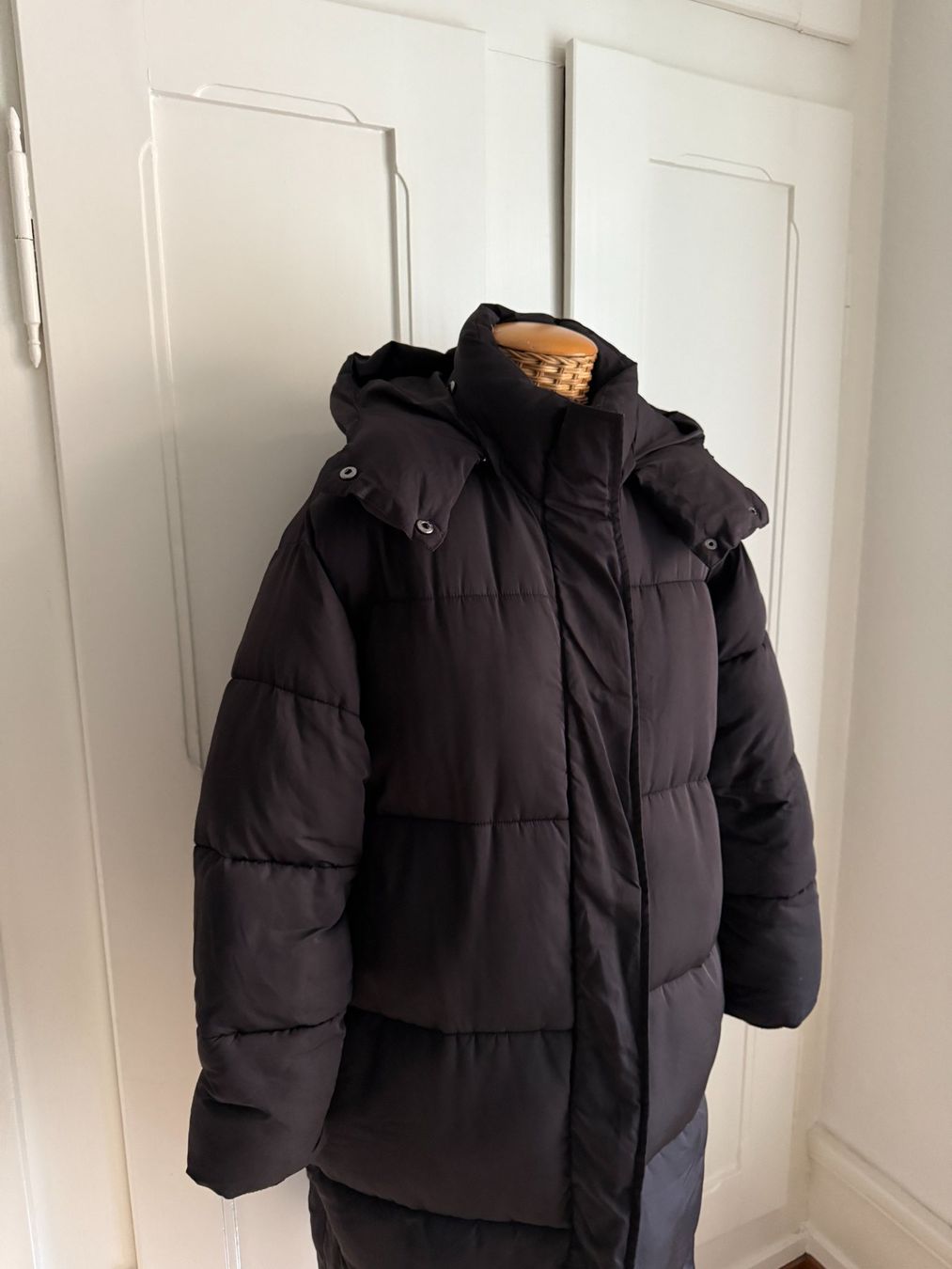 Cappotti: EDITED - Wintermantel schwarz 34 – Usato da Zürich venduto da Diazaio 1