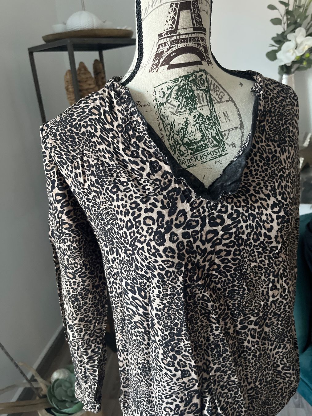 Zebra Top: Blouse motif guépard ZEBRA – Usato da Le Locle venduto da Mayd_h 1