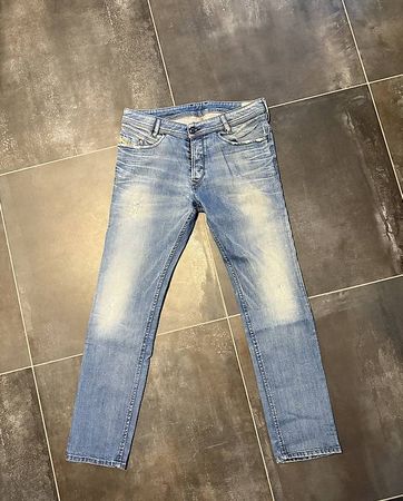 Diesel Herren Jeans IAKOP W34 L32