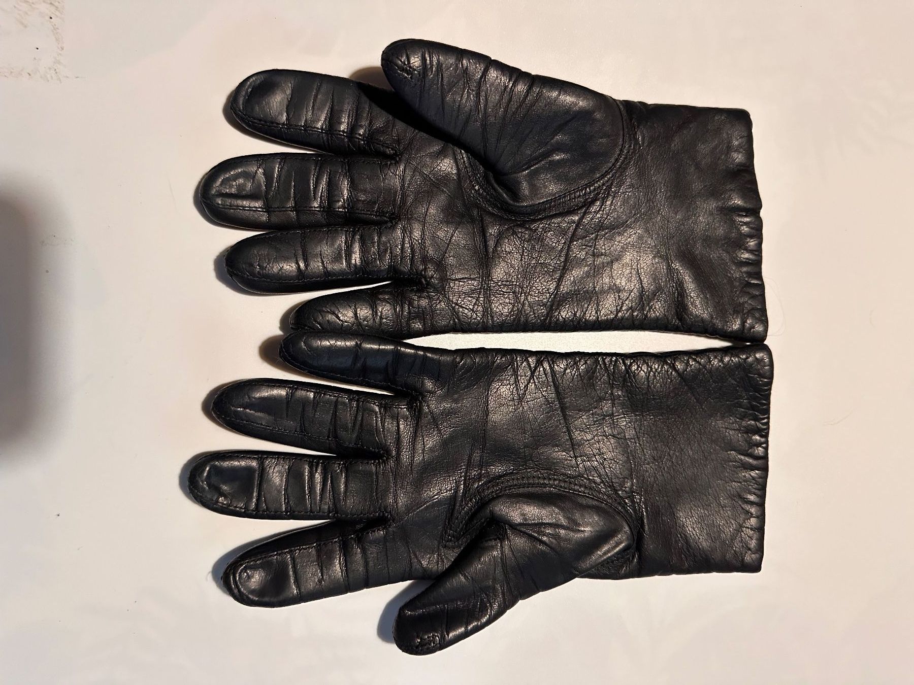 Handschuhe & Handstulpen: Gants en cuir femme – Gebraucht aus Bouveret von seb_rjx8