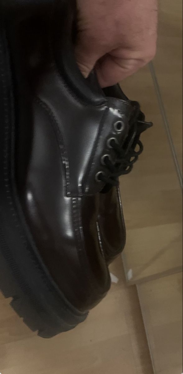 Scarpe da uomo: Schuhe Herren Gr 41  – Usato da Meilen venduto da Leo701