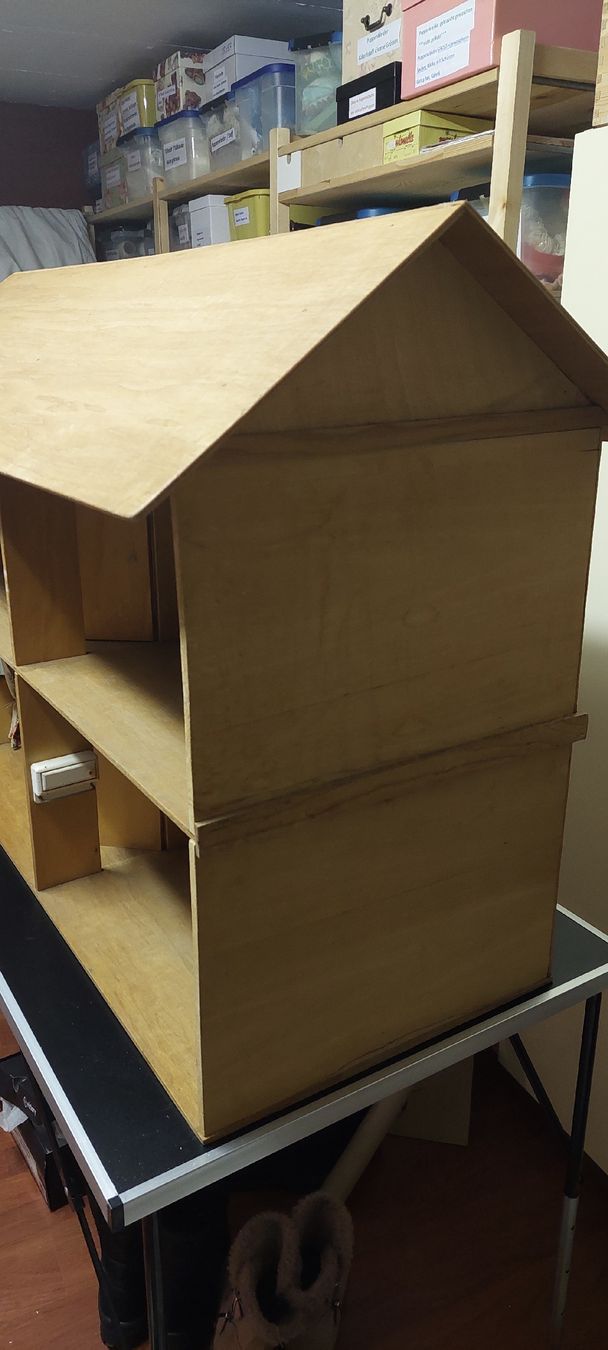 Maisons & Meubles de poupées: Puppenhaus aus Holz, – D'occasion à Muri AG par nindo1 6
