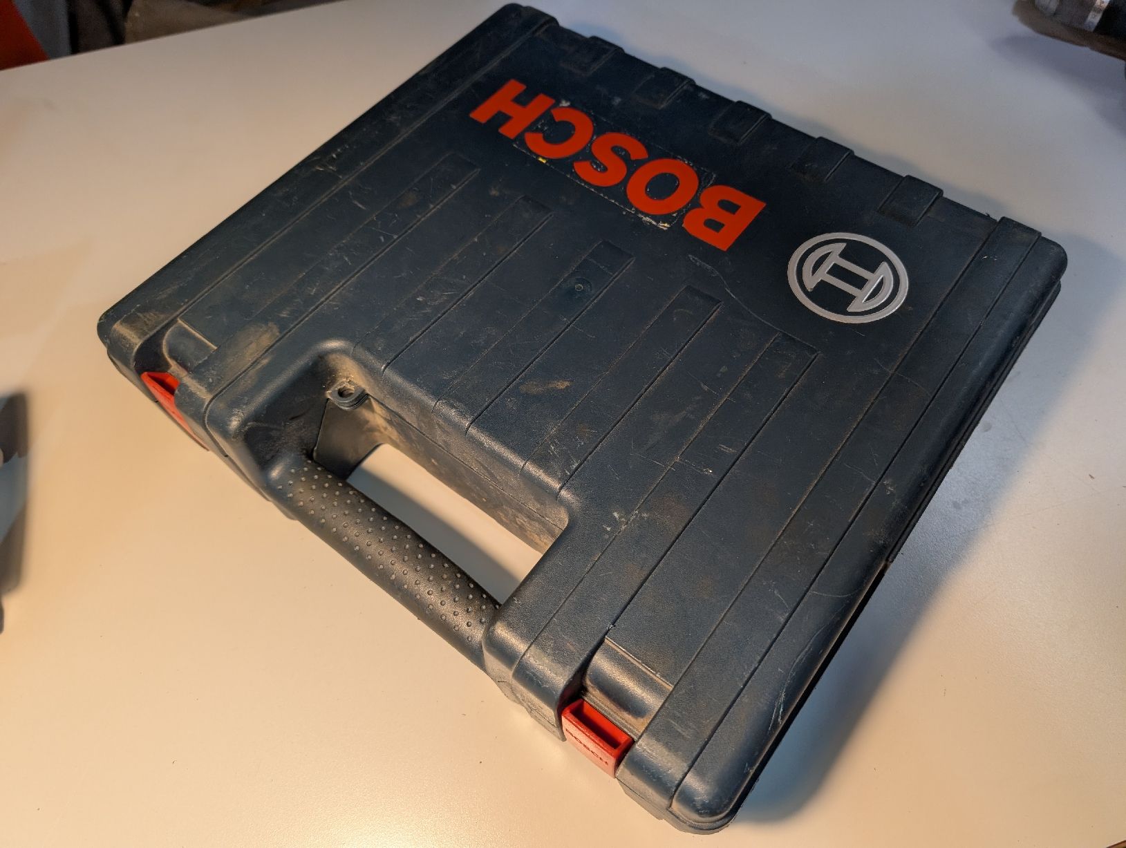 Bosch Bohrmaschinen: Boschhammer GBH 2-20 D – Gebraucht aus Hinterkappelen von thelars 3
