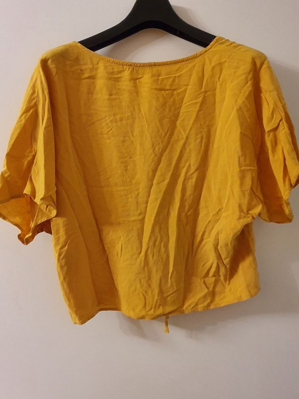 Bershka T-Shirts: Bershka Shirt Gr. Xs – Gebraucht aus Thalwil von Coco2025 1