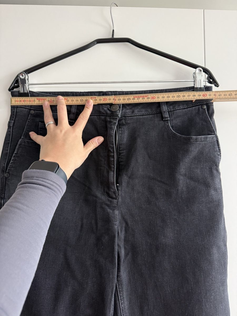 Luisa Cerano Jeans: Luisa Cerano Jeans – Usato da Buchs AG venduto da MiWeFe17 3