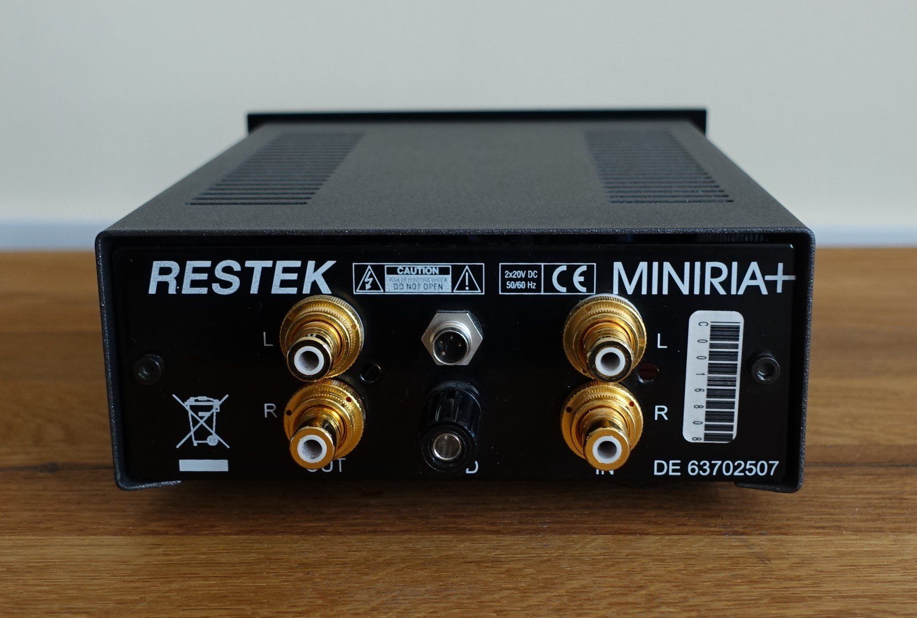 Amplificatori: Phono Vorstufe Restek – Usato da Zürich venduto da Makemake 1
