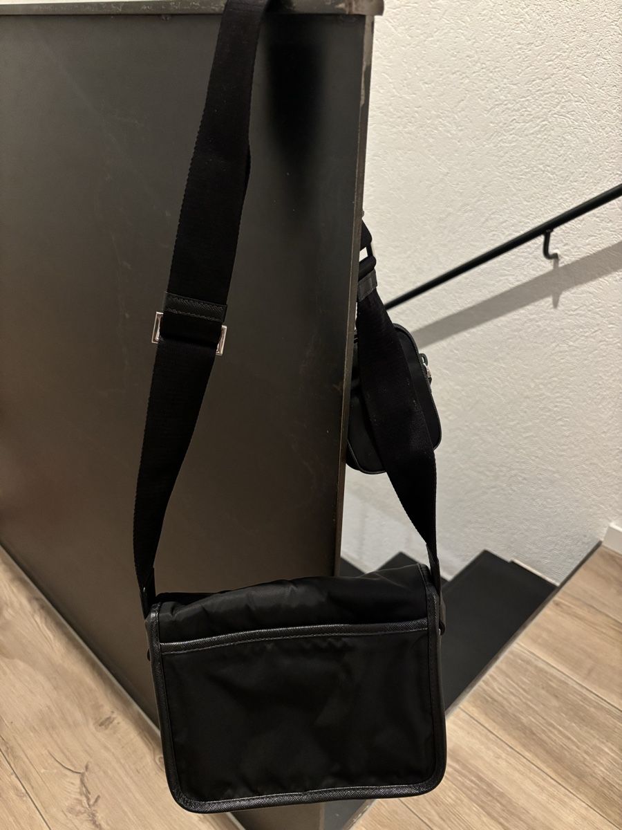 Borse: Sac bandoulière Prada renylon messenger – Usato da Payerne venduto da Xl_27 1