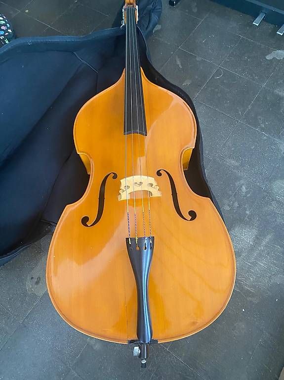 Musikinstrumente: Kontrabass – Gebraucht aus Gipf-Oberfrick von cla_zjw7