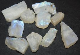 Mineralien Set L-9020– Regenbogen Mondstein roh 118 Karat 10