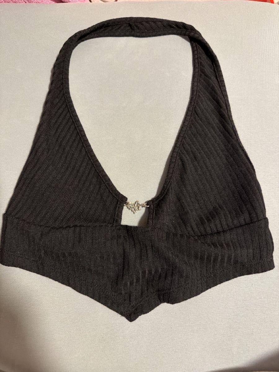 Tops: Damen Neckholder Top schwarz – Gebraucht aus zürich von resagrev