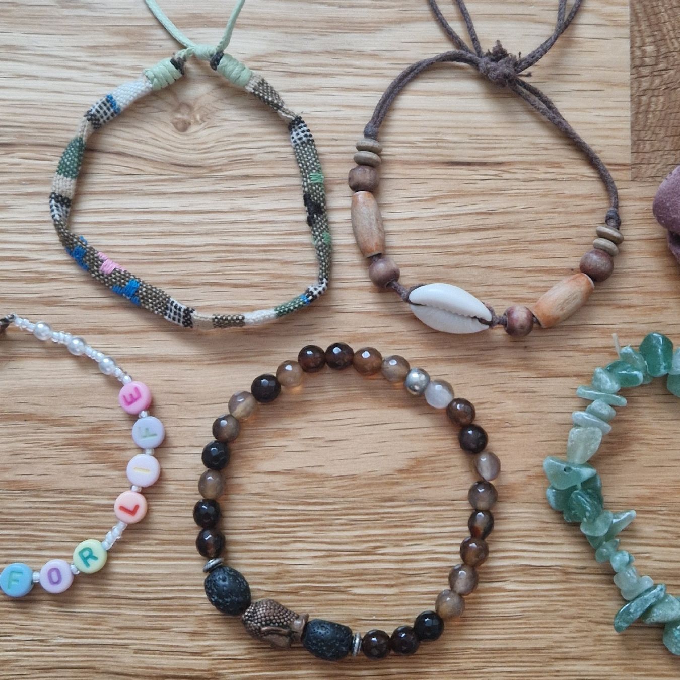 Bracciali & Braccialetti: Armbänder Armkettchen diverses Scrunchie Kristall – Usato da Frenkendorf venduto da gca_d2qp 2