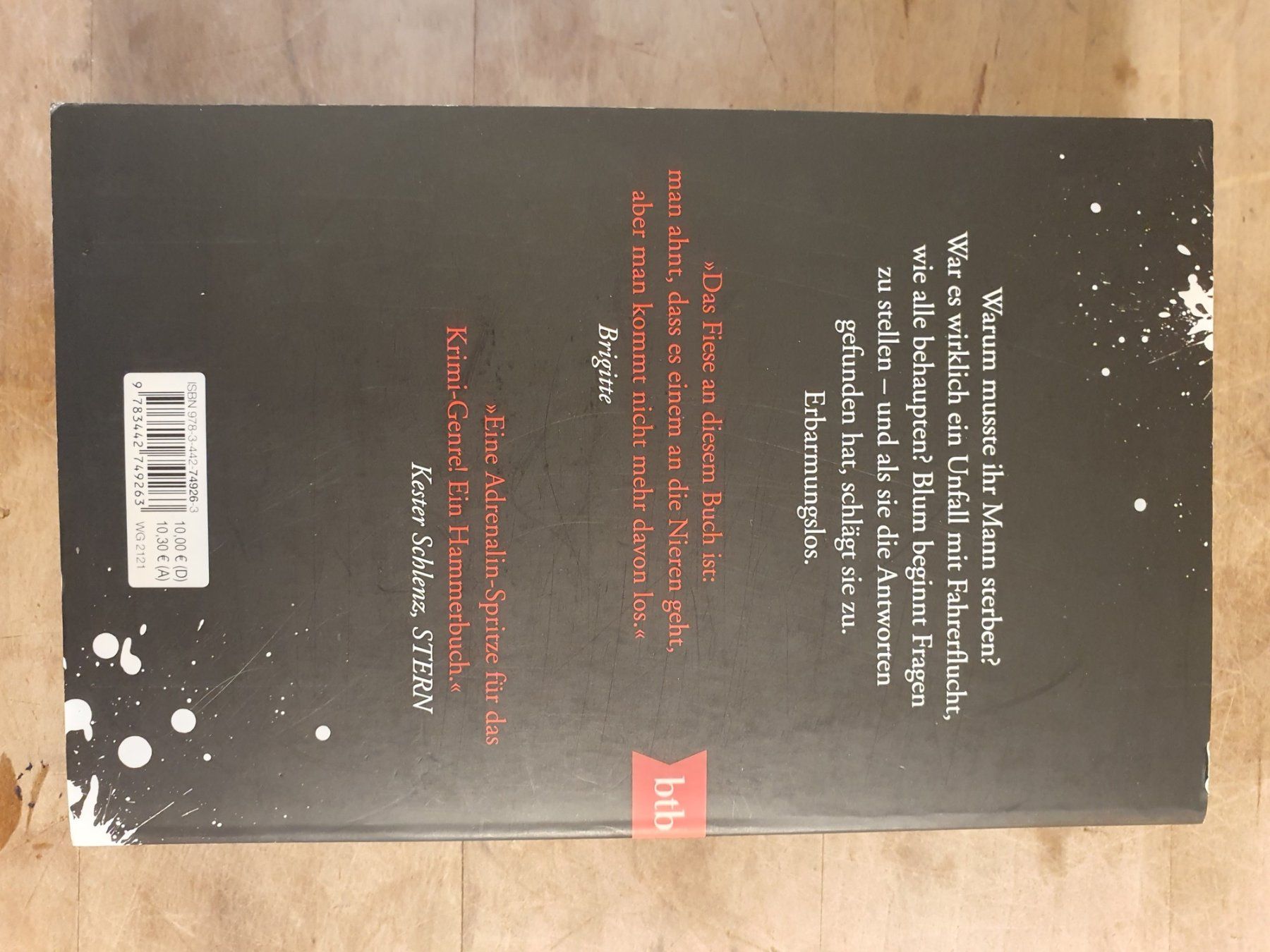 Libri: Totenfrau Bernhard Aichner BTB – Usato da Zürich venduto da loosebone 1