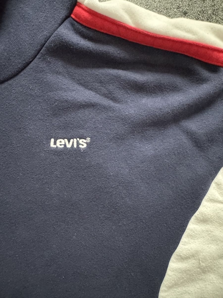 Levi's Maglioni & Felpe: Levi‘s Crop Pulli, Gr. Xl/ 40 – Usato da Strengelbach venduto da lana40 4