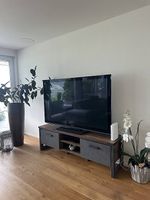 TV-Sideboard in Holzoptik & Anthrazit