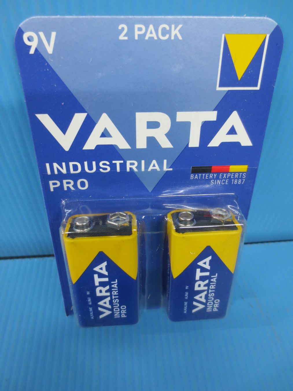 Varta Caricatori & Batterie: Aktion 8 Stk. 9V-E Block Varta Batterien – Nuovo e nell'imballaggio originale da Sulz LU venduto da Elektrofachverkauf 2