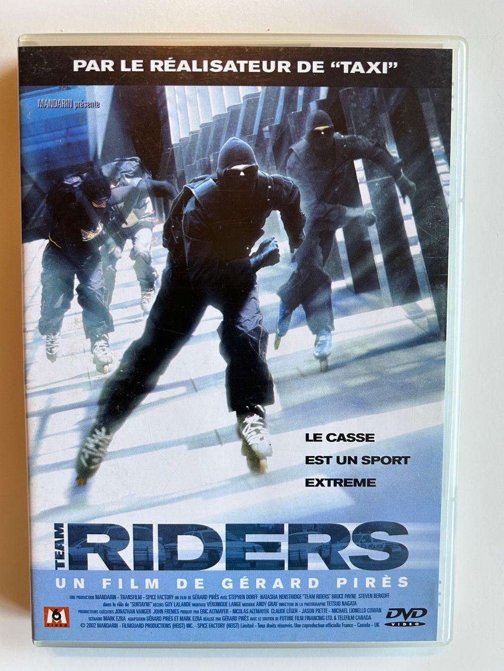 Tutti i DVDs: TEAM RIDERS – Usato da St-Cierges venduto da Crisi53
