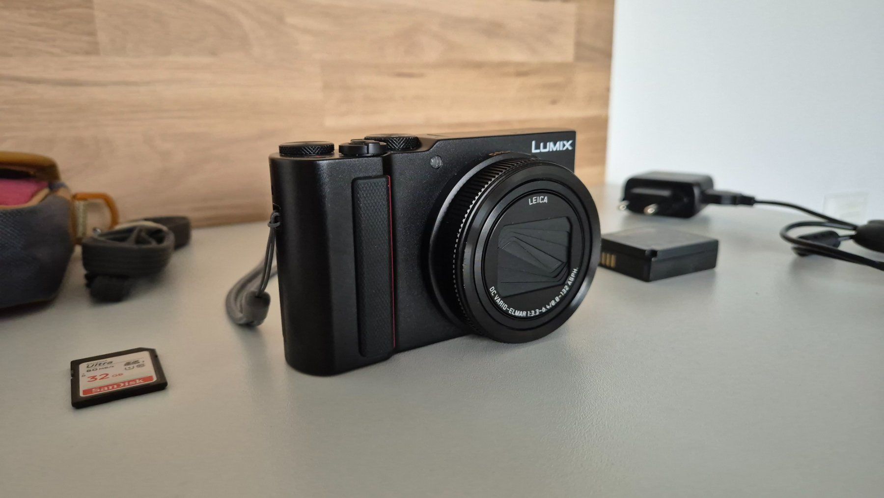 Panasonic Appareil photo: Panasonic Lumix DC-TZ202D Digitalkamera 1" Sensor 20MP Top! – Neuf (Voir description) à Bassersdorf par retrolab 1