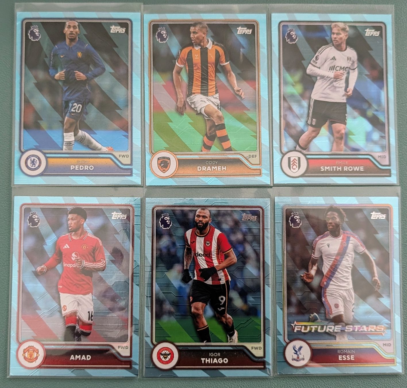 Topps Sammelbilder & Trading cards: PL Parallel – Amad, João Pedro, Romain Esse – 6 Karten – Neu (gemäss Beschreibung) aus Zürich von Milk-and-Chicken