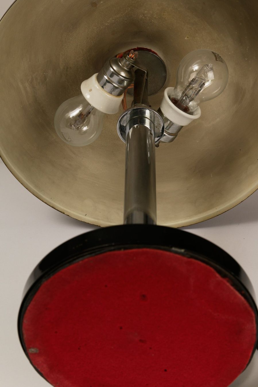 Lampade: Tischlampe im Bauhaus Stil – Usato da Zürich venduto da einszweidrei4 4