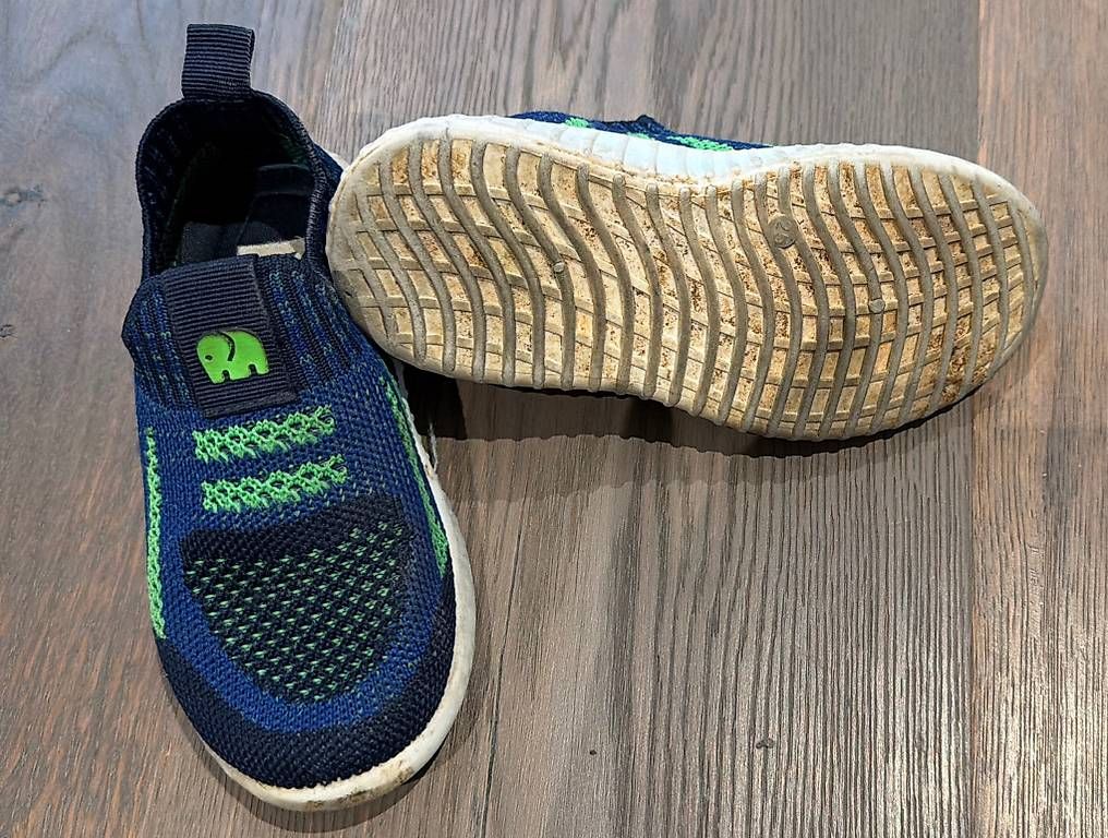 Elefanten Chaussures garçon: Blaue Hausschuhe Gr.25 – D'occasion à Döttingen par pelisa 1