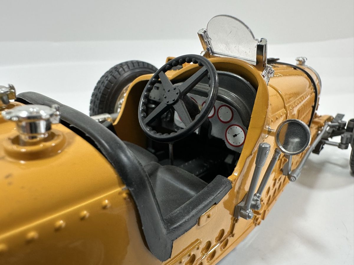 Bburago Modellautos: 1934 Bugatti Type 59 1:18, gelb, Bburago  – Gebraucht aus Zofingen von rf9_x2xt 6