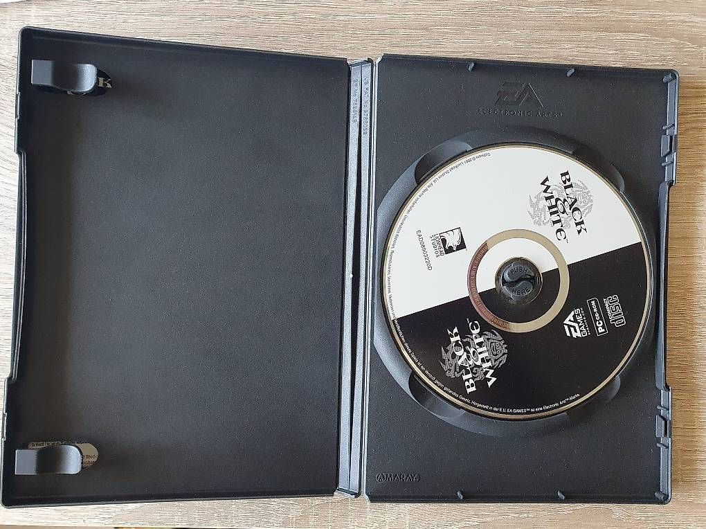 Giochi: Black & White PC Game – Usato da Alpnach Dorf venduto da simtok77 1