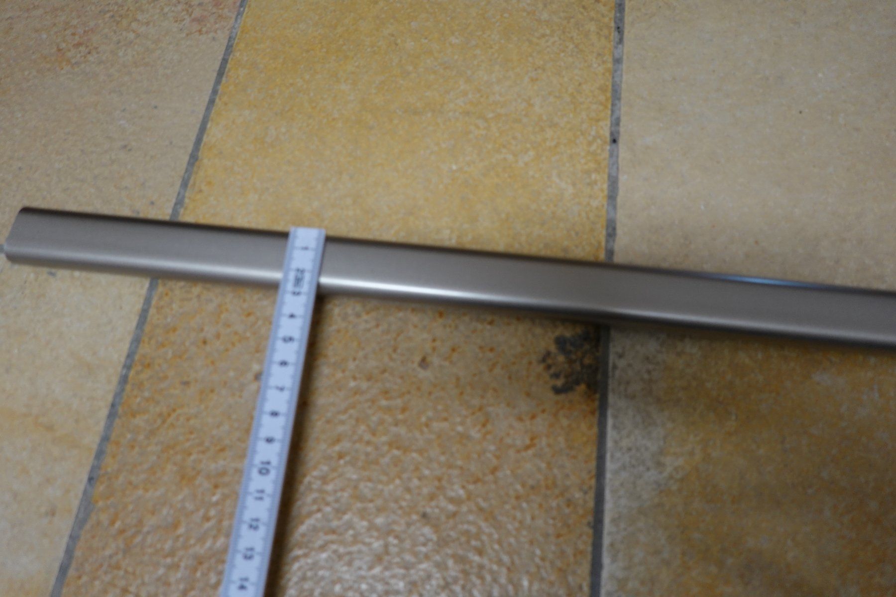 Ikea Guardaroba: Kleiderstange ca 98 cm lang - Metall  Ikea? Stange – Usato da Jona venduto da JOberg_25 2
