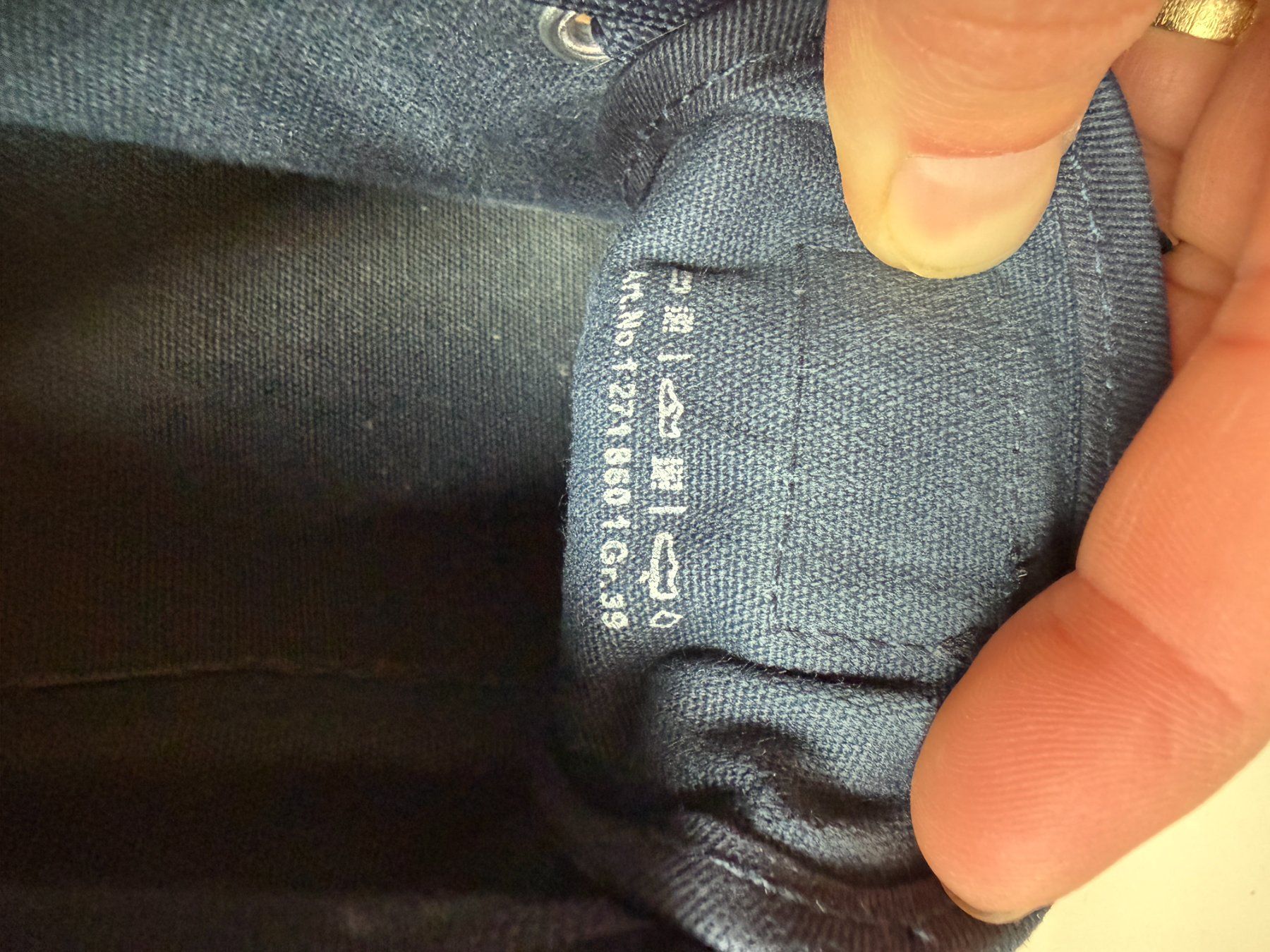 Buffalo Damenschuhe: Ab 1.- Pesaro Stoffschuhe, Gr 39 – Gebraucht aus Jonen von 8916 2