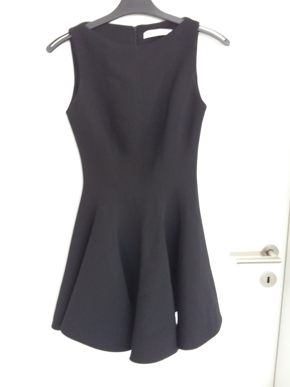 Zara Kleider: ZARA Elegantes schwarzes Kleid, Gr XS – Gebraucht aus Uitikon Waldegg von Risibisi7