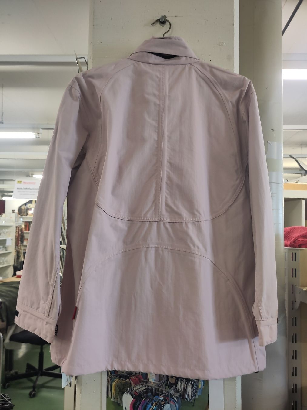 Rukka Vestes: Rukka Regenjacke in hellrosa  – D'occasion à Pratteln par Cartonsducoeur_bl 3