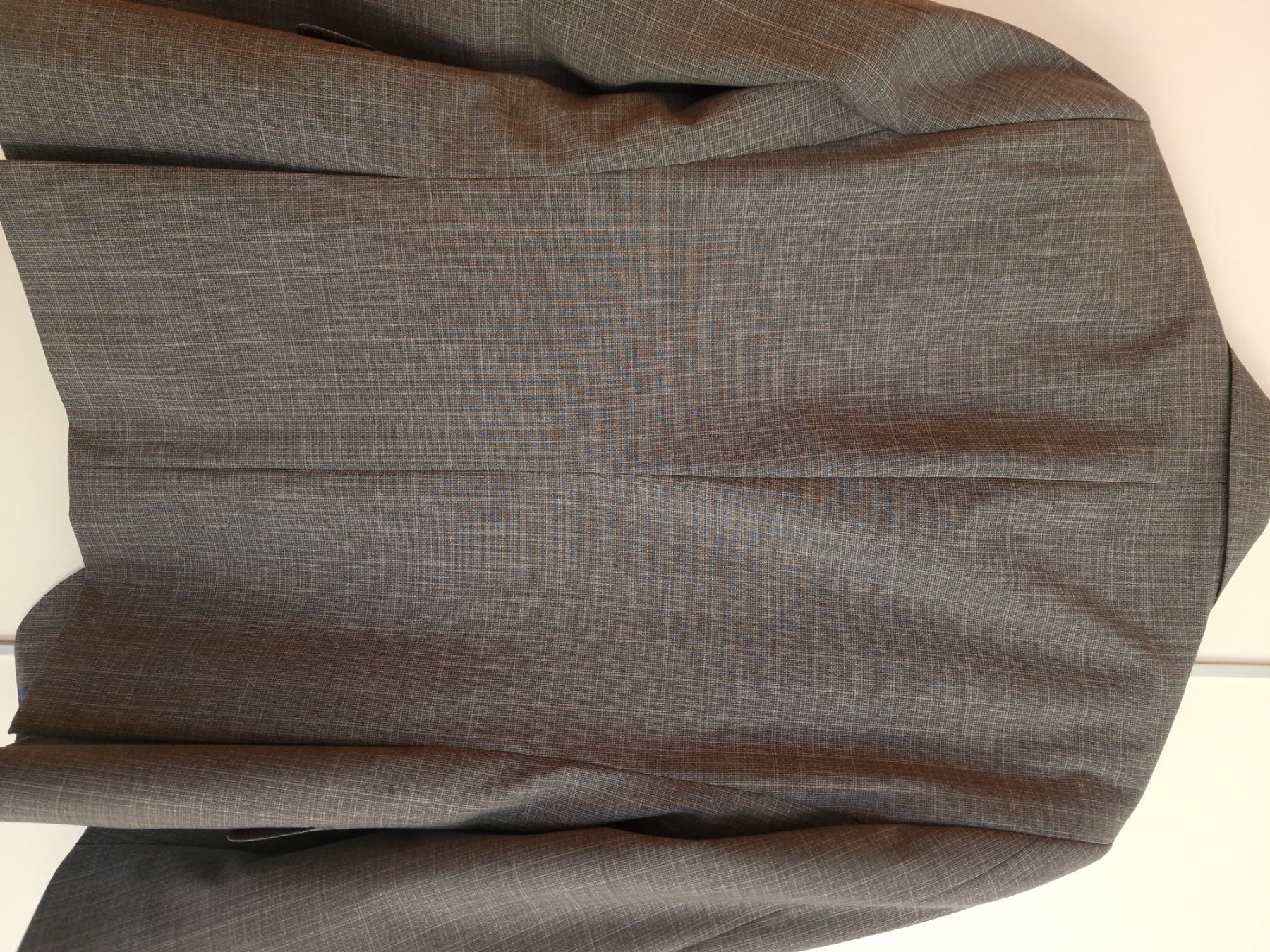 We Completi: Eleganter Marken-Herren-Anzug – Usato da Adligenswil venduto da Den_fdz2 1