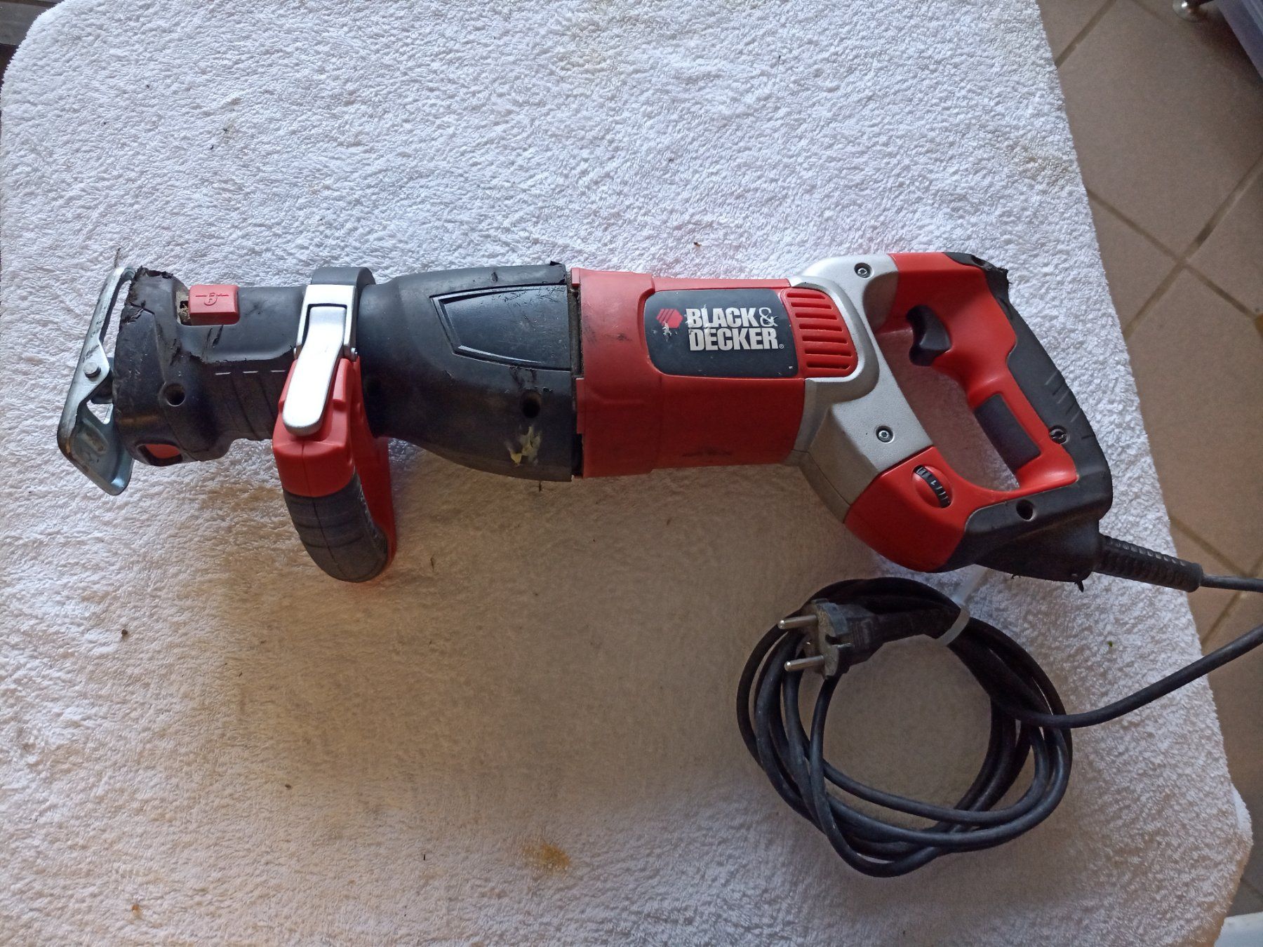 Sägen: Black & Decker Säbelsäge / Tigersäge – Gebraucht aus Oberegg von 19franzi94 1
