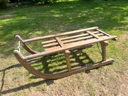Antiker Holzschlitten