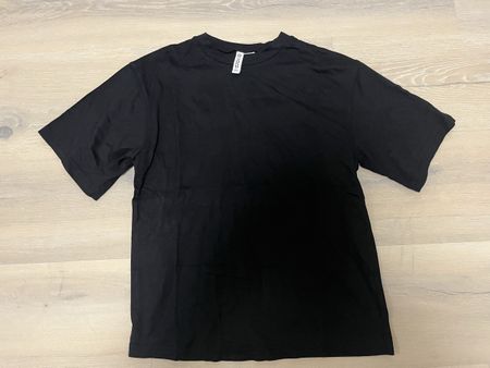 T-Shirt schwarz oversized XXS neu