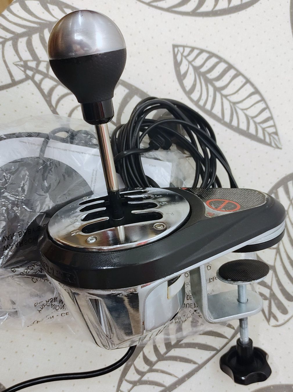 Thrustmaster Controller: Trustmaster T300 RS Lenkrad + TH8A Schaltung – Usato da Gwatt (Thun) venduto da Eruit33 7