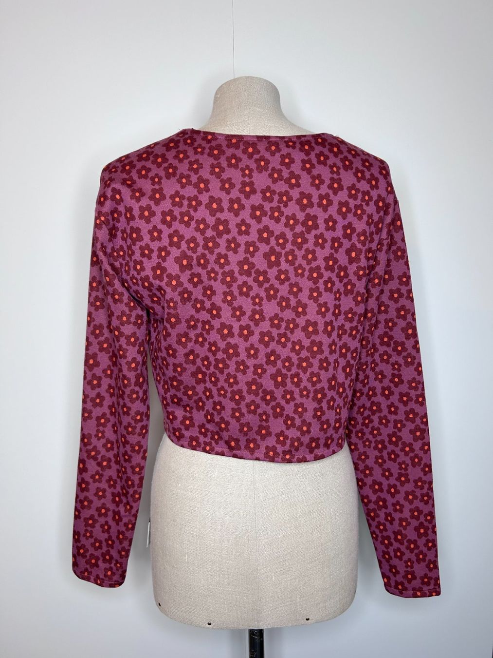 Pull&Bear Giacche: Pull&Bear Cardigan with Flowers – Usato da St. Gallen venduto da look-twice 2