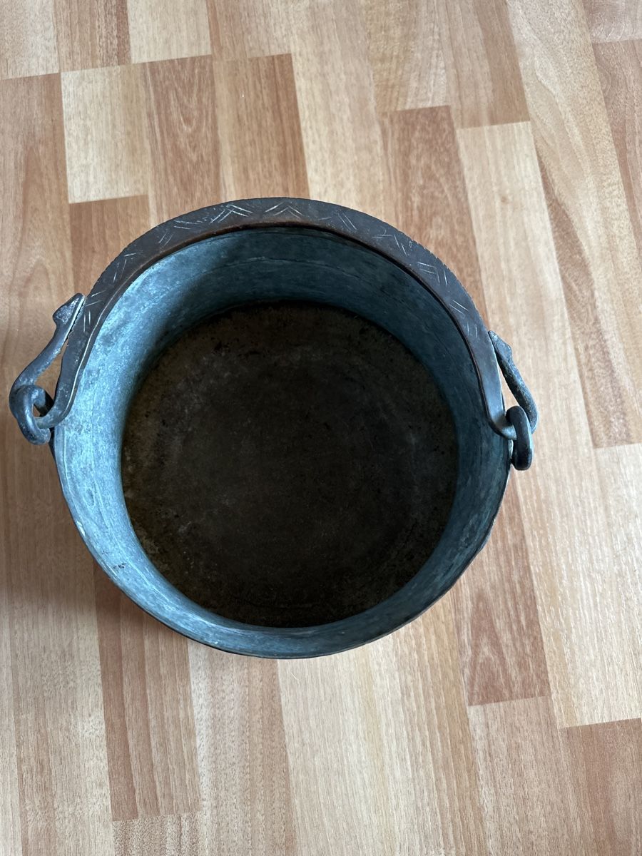 Pentole: Kessel Topf Eimer alt Höhe 19 cm Durchmesser 25 cm – Usato da St. Gallen venduto da mai_2lcj 1