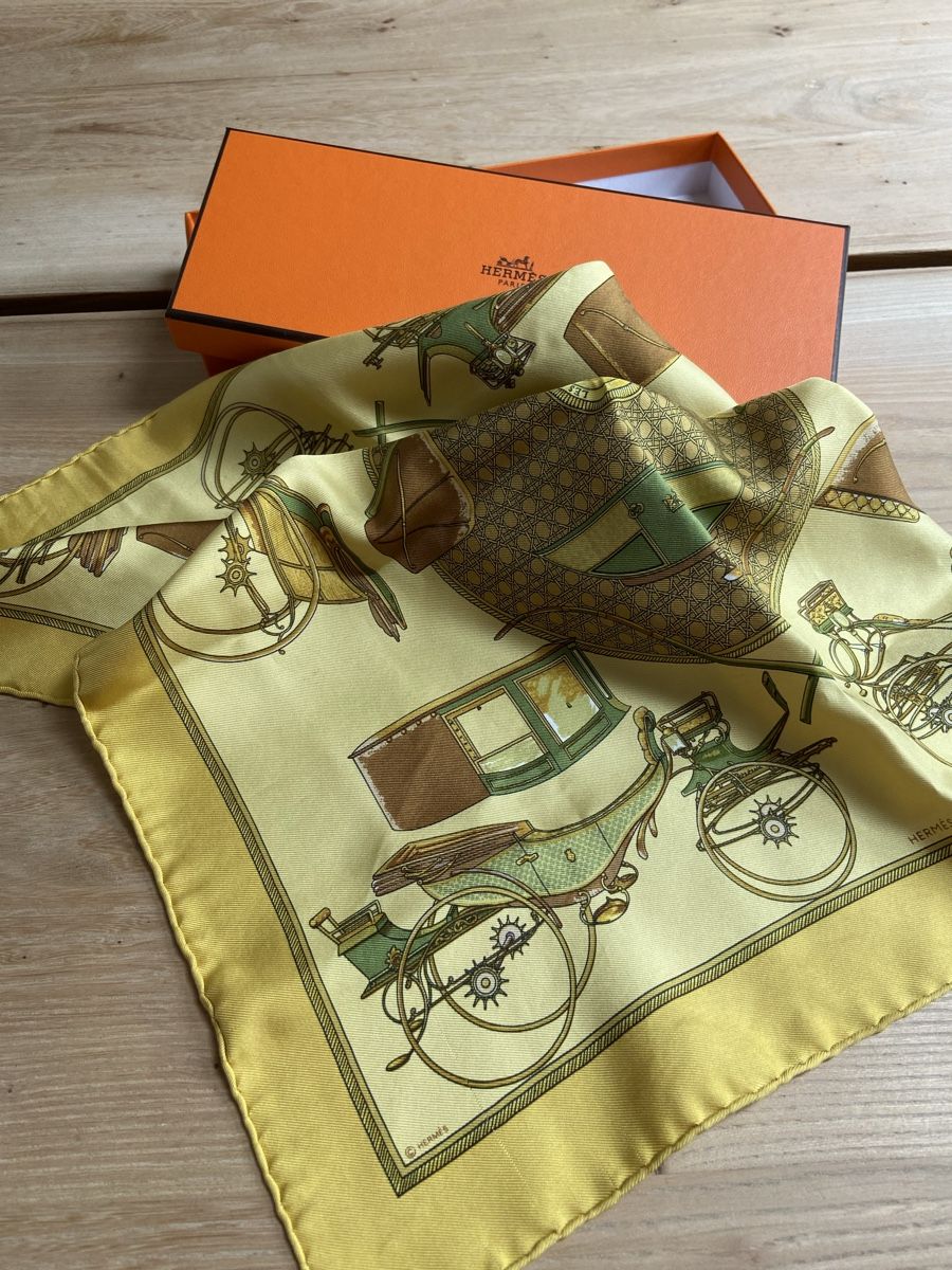 Hermès Foulard & Sciarpe: Original Hermès Seidenfoulard – Usato da Binningen venduto da Dodo21