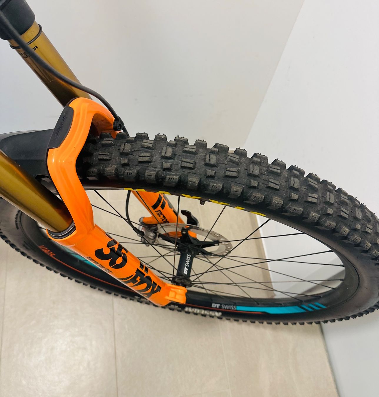Scott Biciclette: Scott Genius 900 Tuned mit XTR Bremsen – Usato da Sempach venduto da suissero_loco 3
