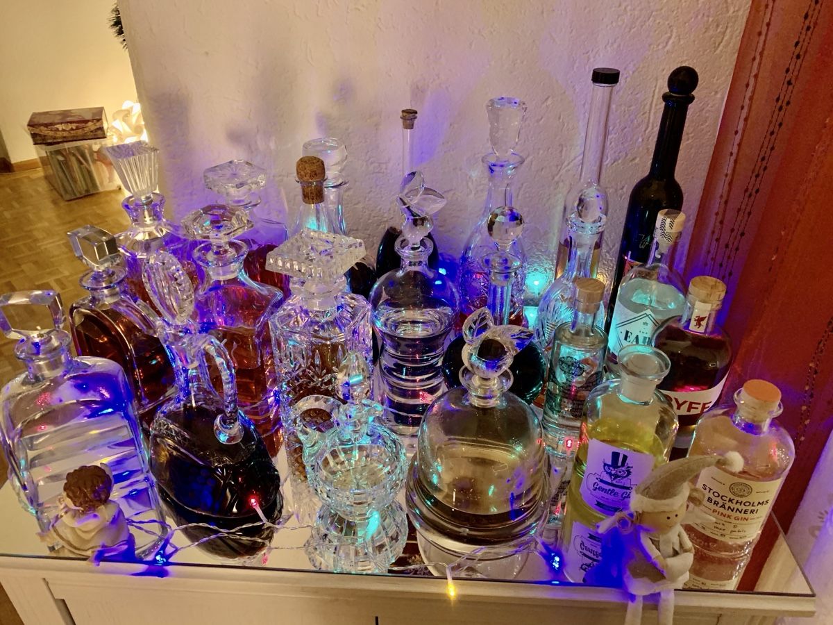 Carafes: Kristallkaraffen und Barzubehör – D'occasion à Birsfelden par Stadtcowboy 1
