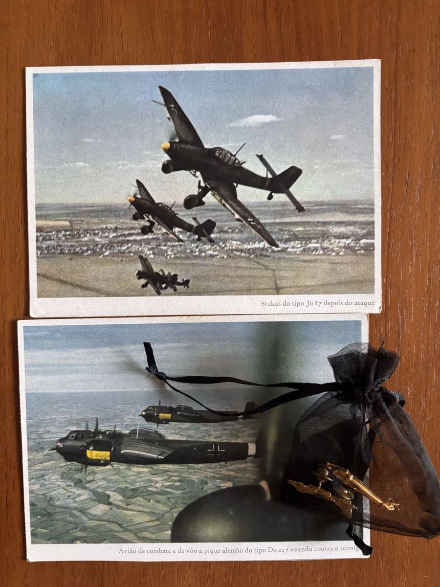 Plaketten & Abzeichen: Pin, 2 Stück Luftwaffe und 2 Postkarten – Neu (gemäss Beschreibung) aus Zürich von gucks 7