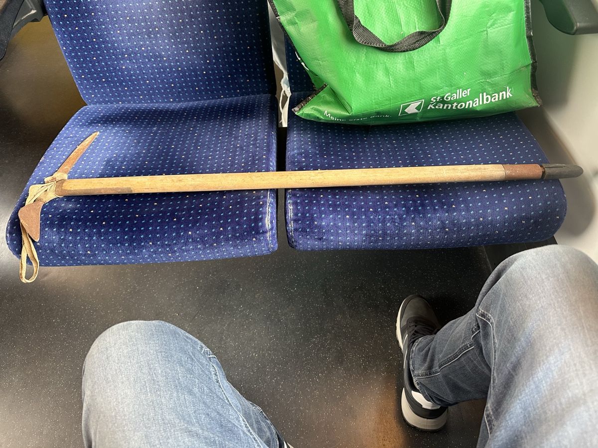 Kletterausrüstungen: Eispickel Guggelmann – Gebraucht aus Nürensdorf von maqopaqo 2