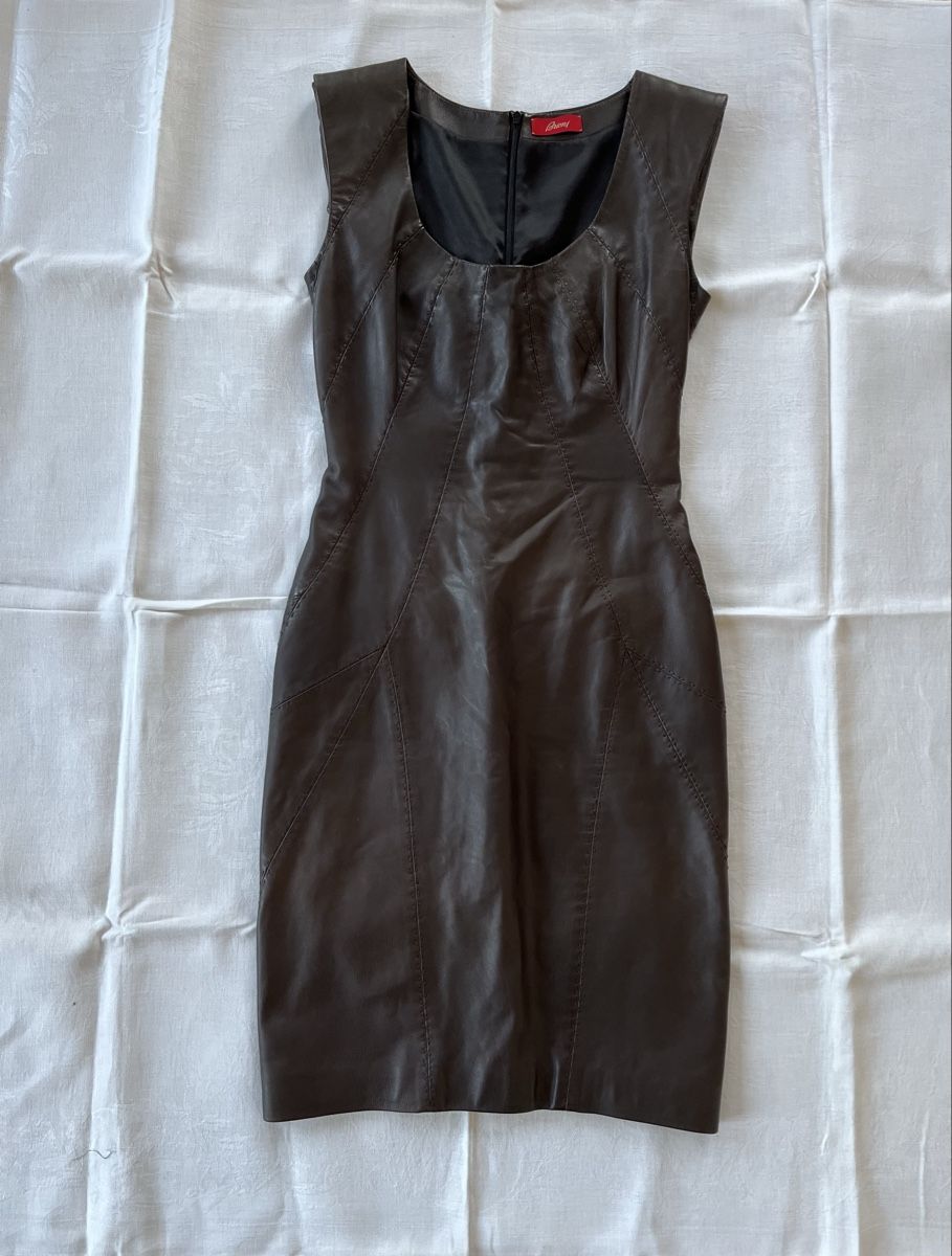 Vestiti: Brioni Leather Dress Size S – Usato da Zürich venduto da chuck843